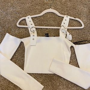 WHITE FUN CROP/ NEVER WORN/ SIZE S